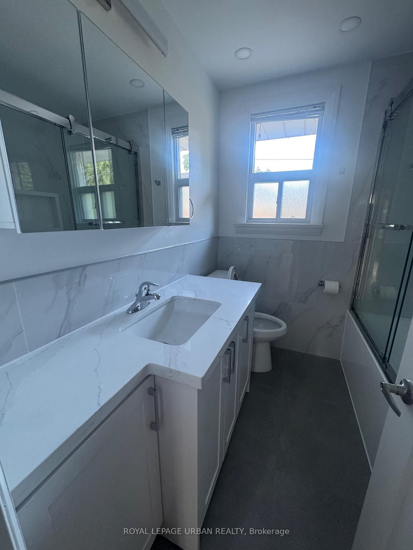 21 Chopin Avenue photo 12