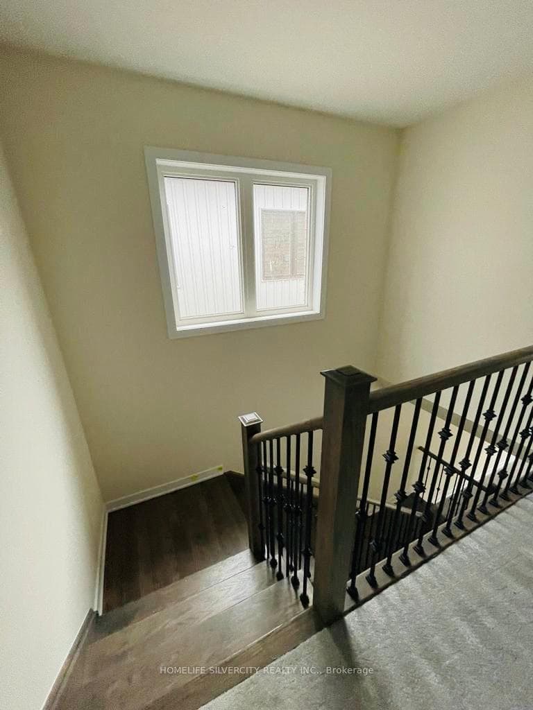 48 Stern Drive photo 5