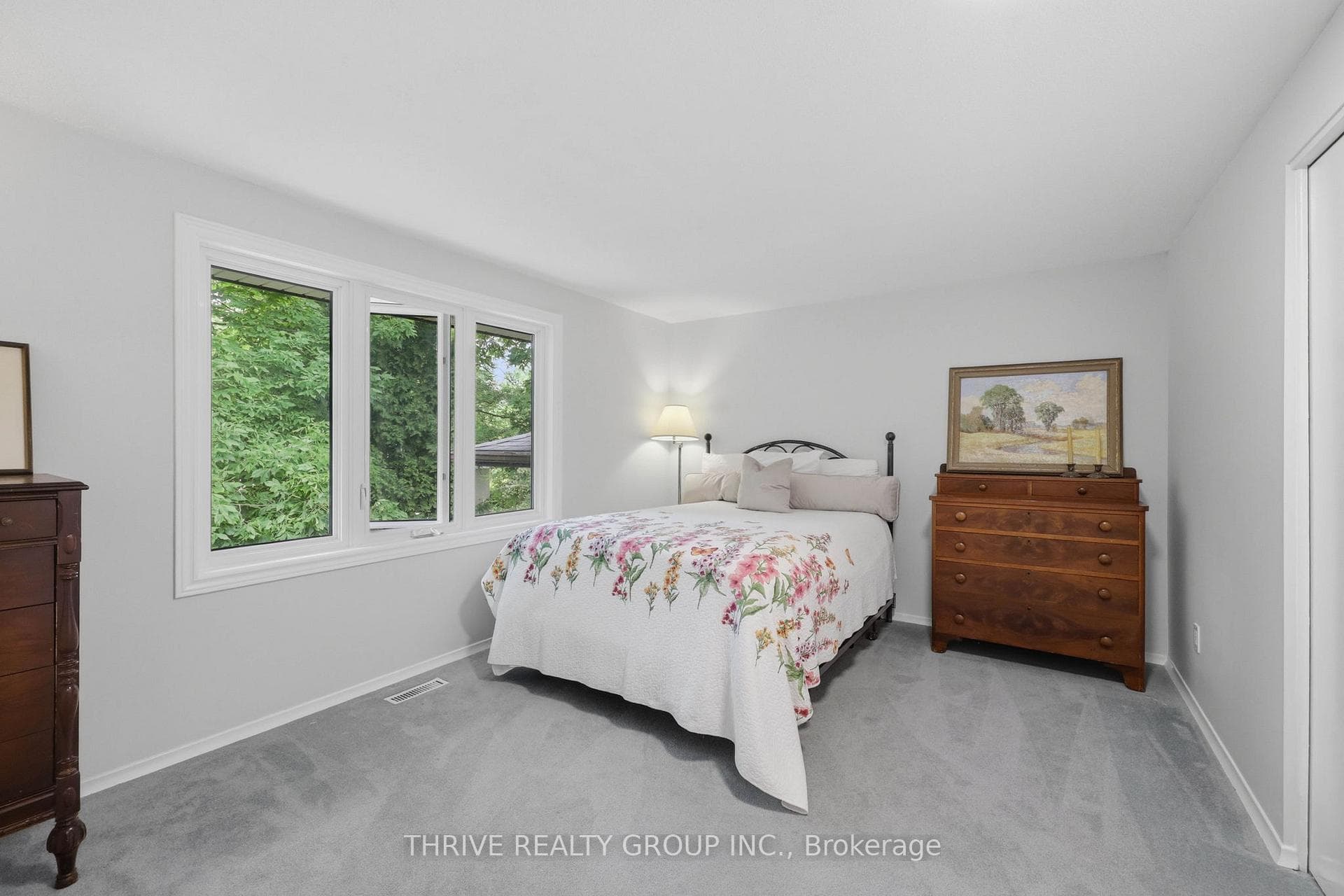 115 HALIBURTON Road photo 13