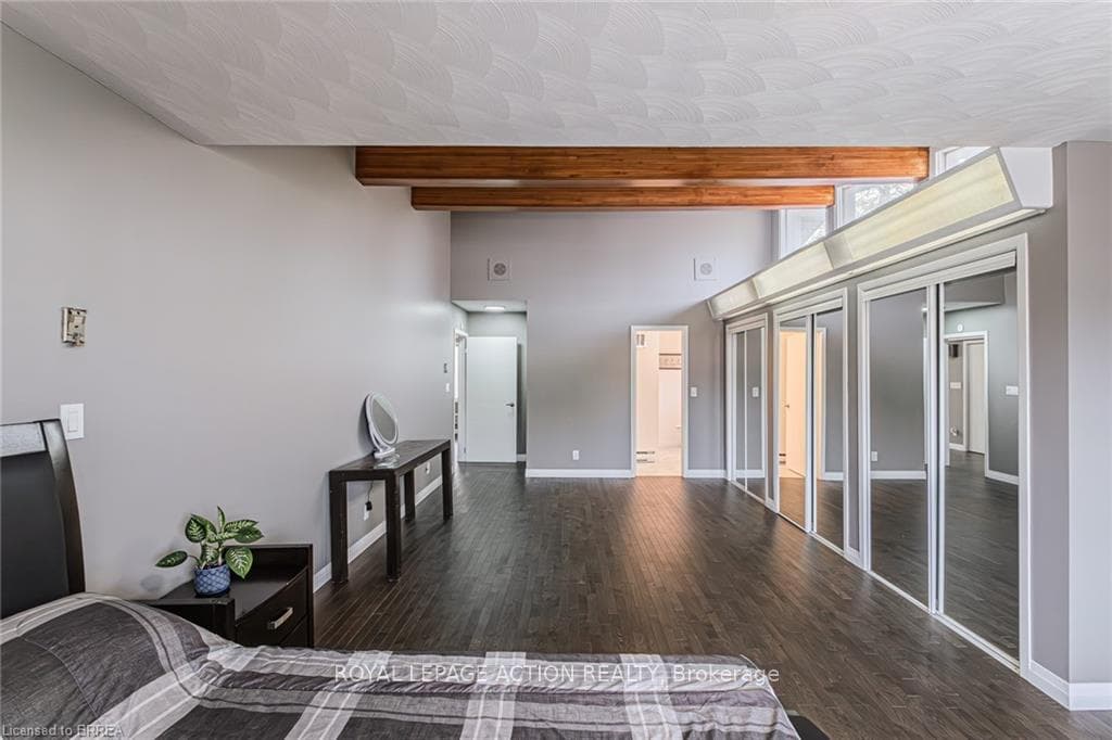 54 Grand Street photo 10