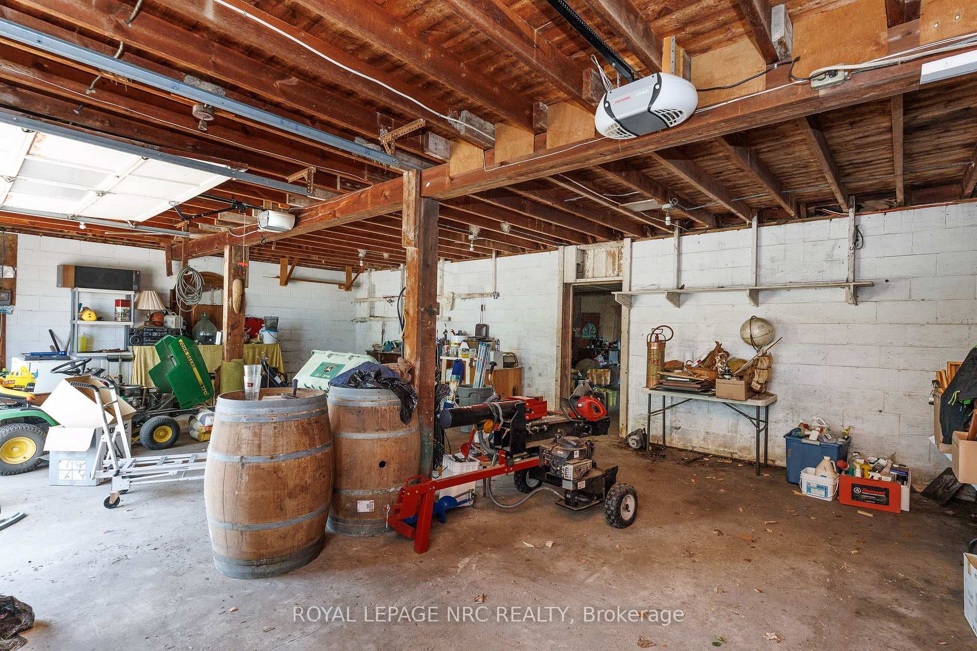 2 car Garage