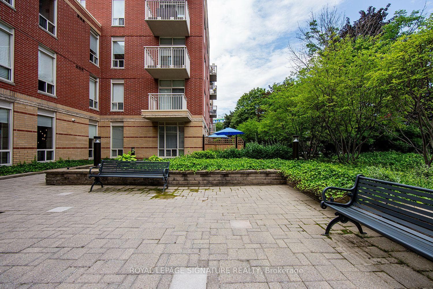 485 Rosewell Avenue Unit 308 photo 35