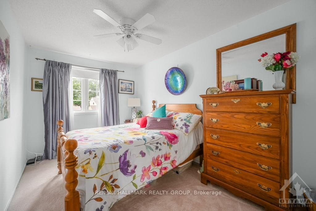 34 MELVILLE Drive photo 18