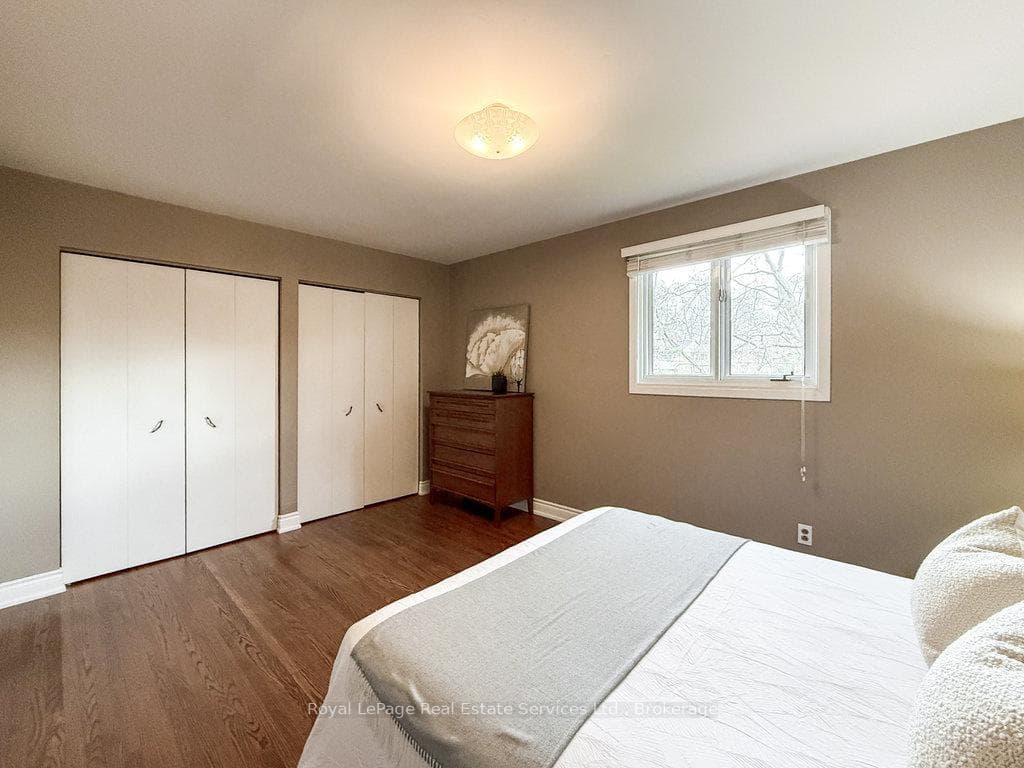 2086 Thornlea Drive photo 17