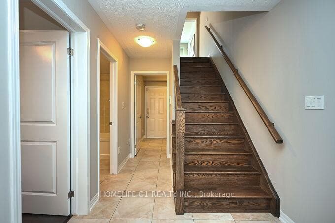 276 Ellen Davidson Drive photo 4