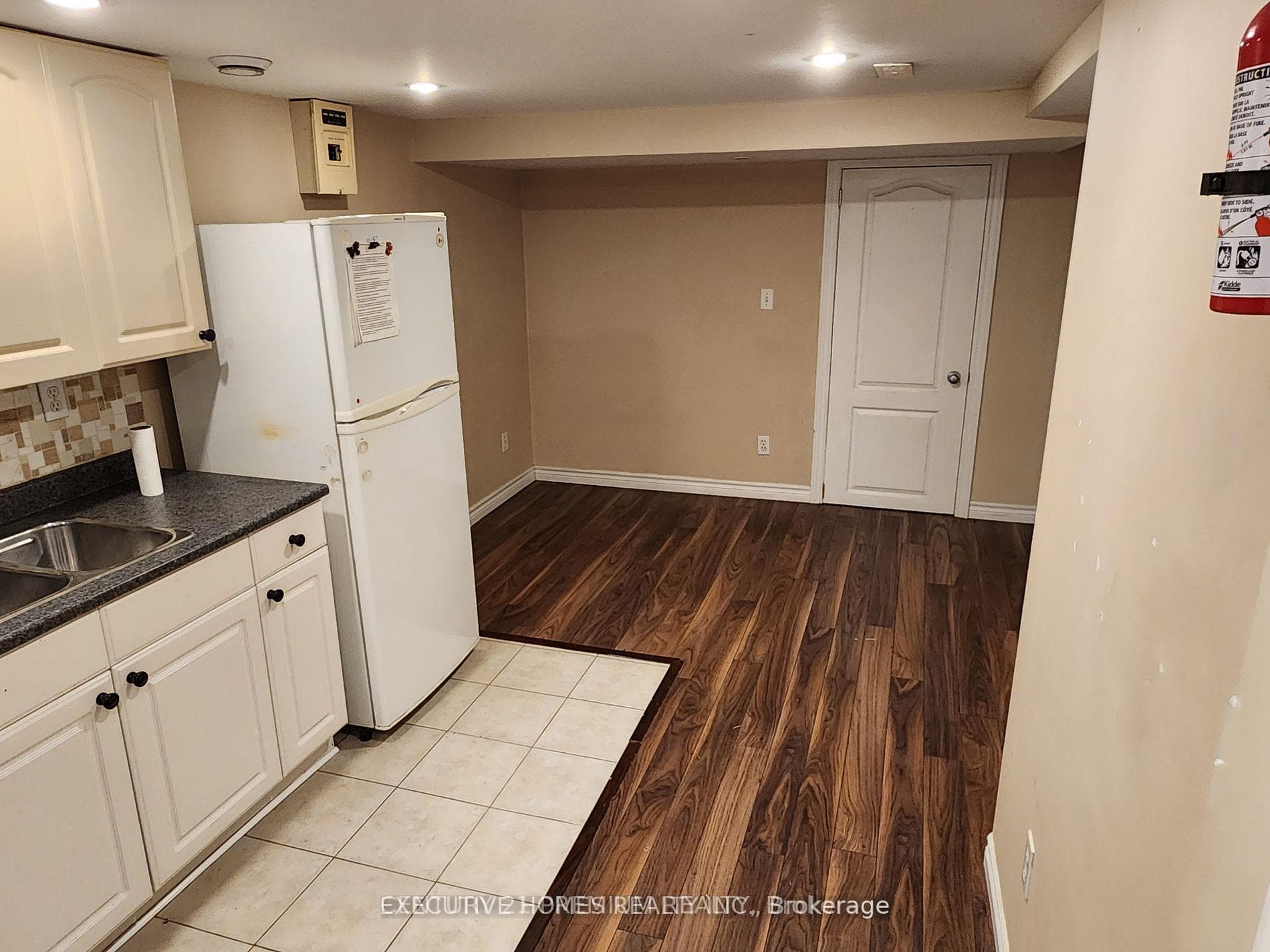 132 Celeste Drive Unit (BSMT) photo 2