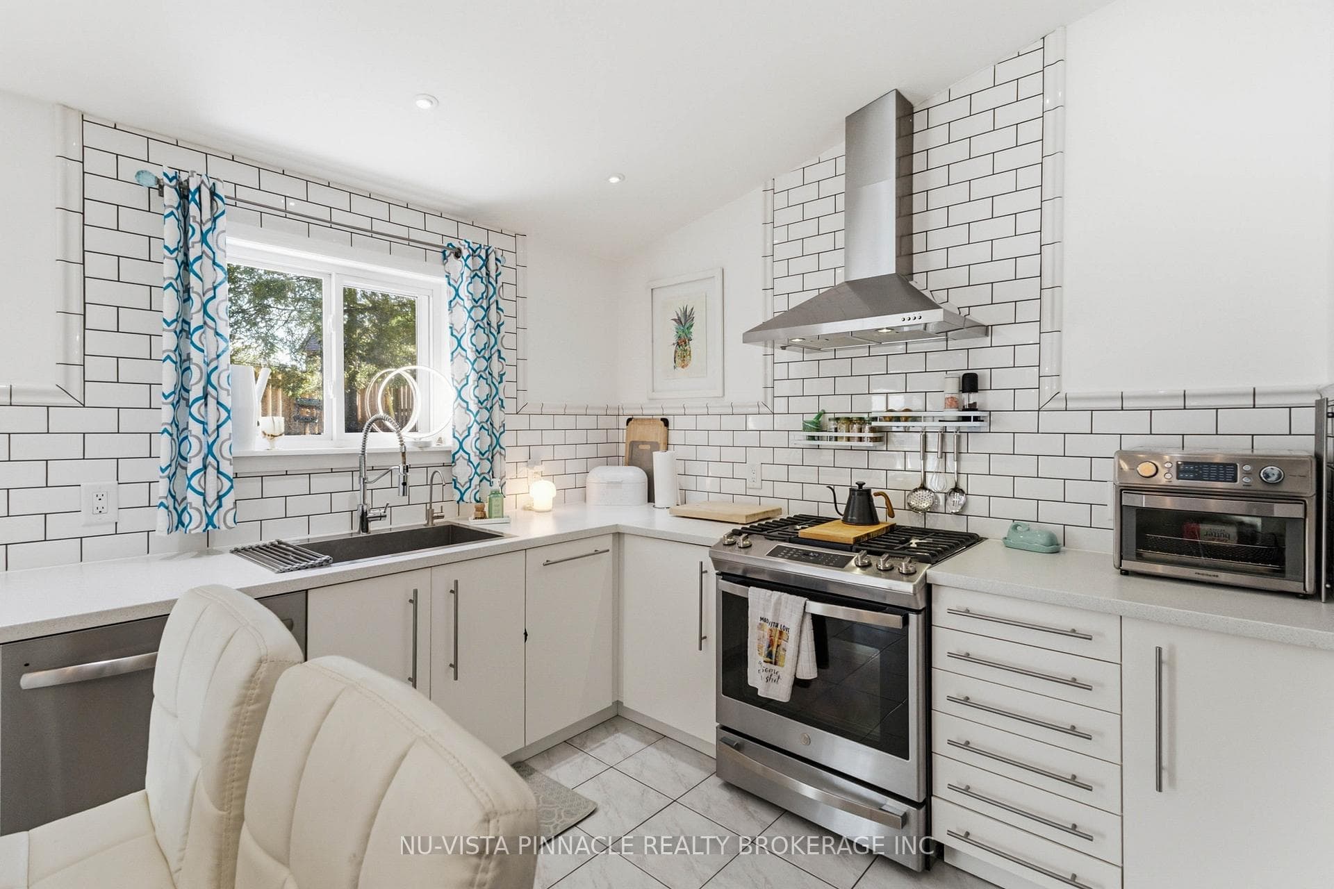 31 Sumner Road photo 13