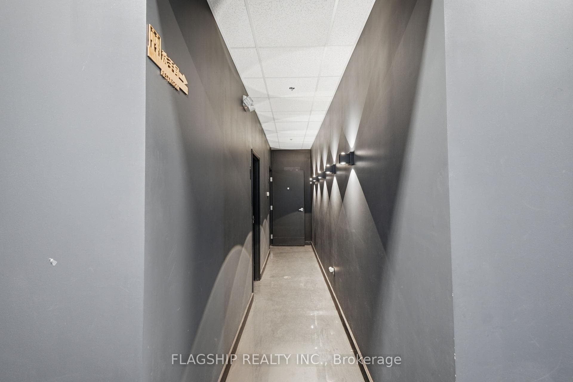 1555 Talbot Road Unit 110 photo 22