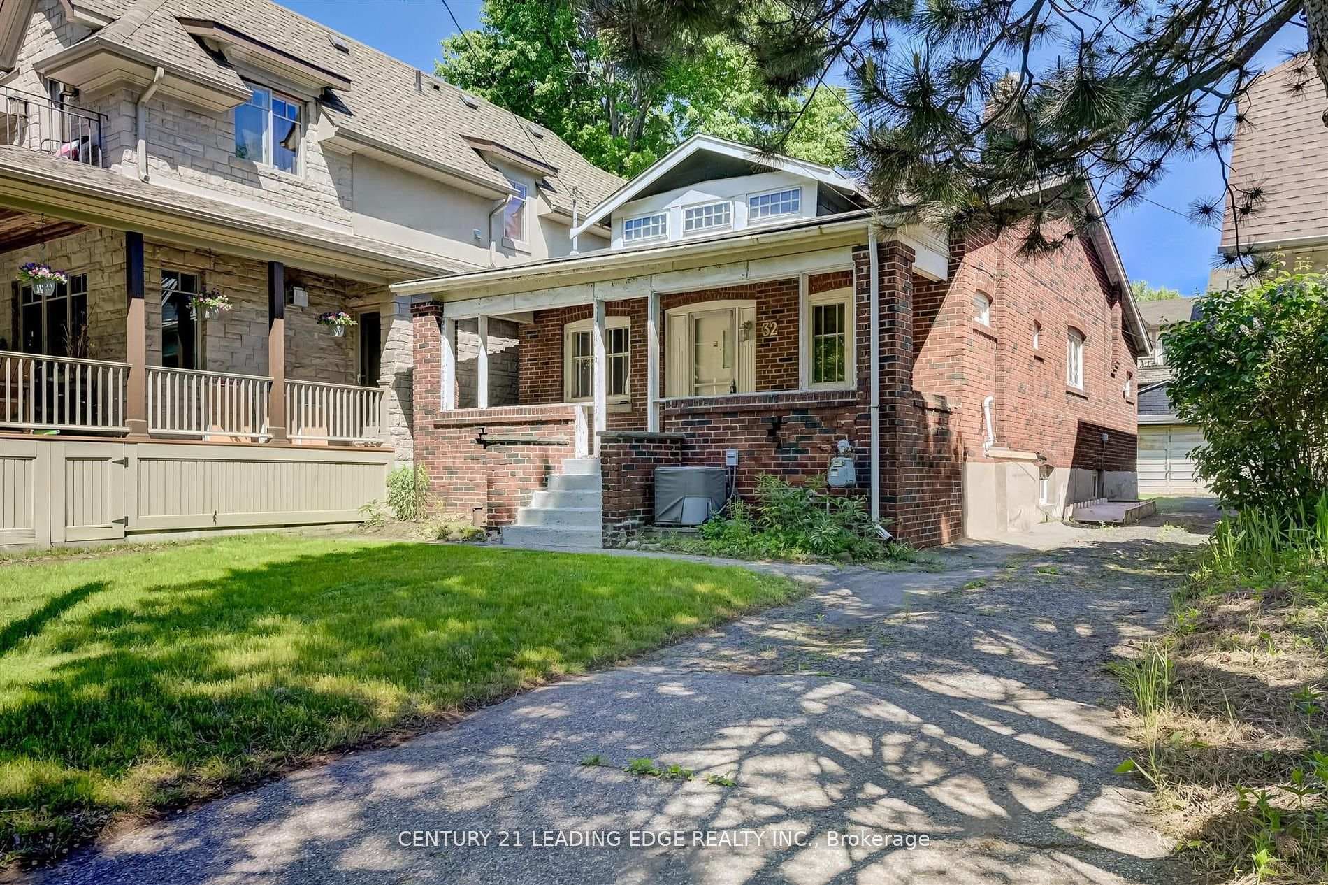 32 Crescentwood Road photo 3