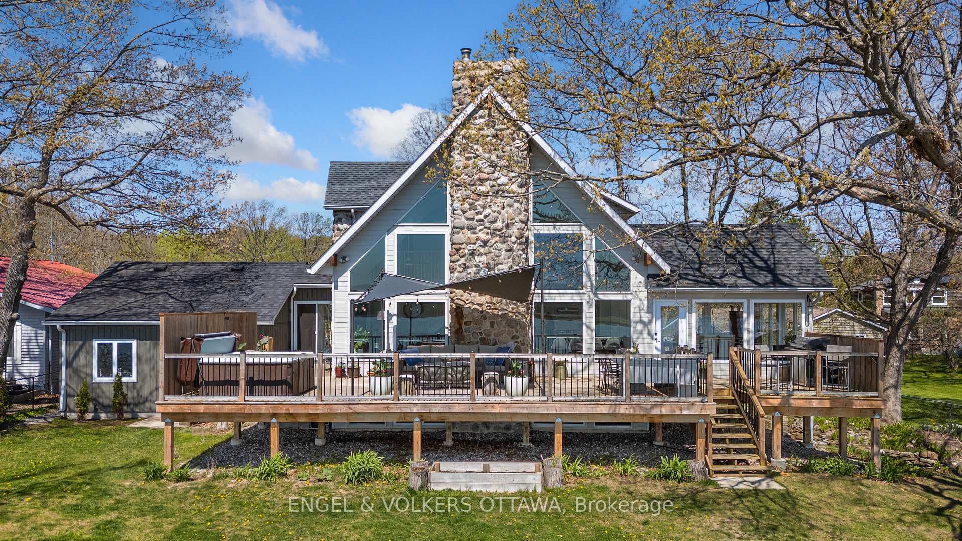 69 Blue Heron Lane photo 3