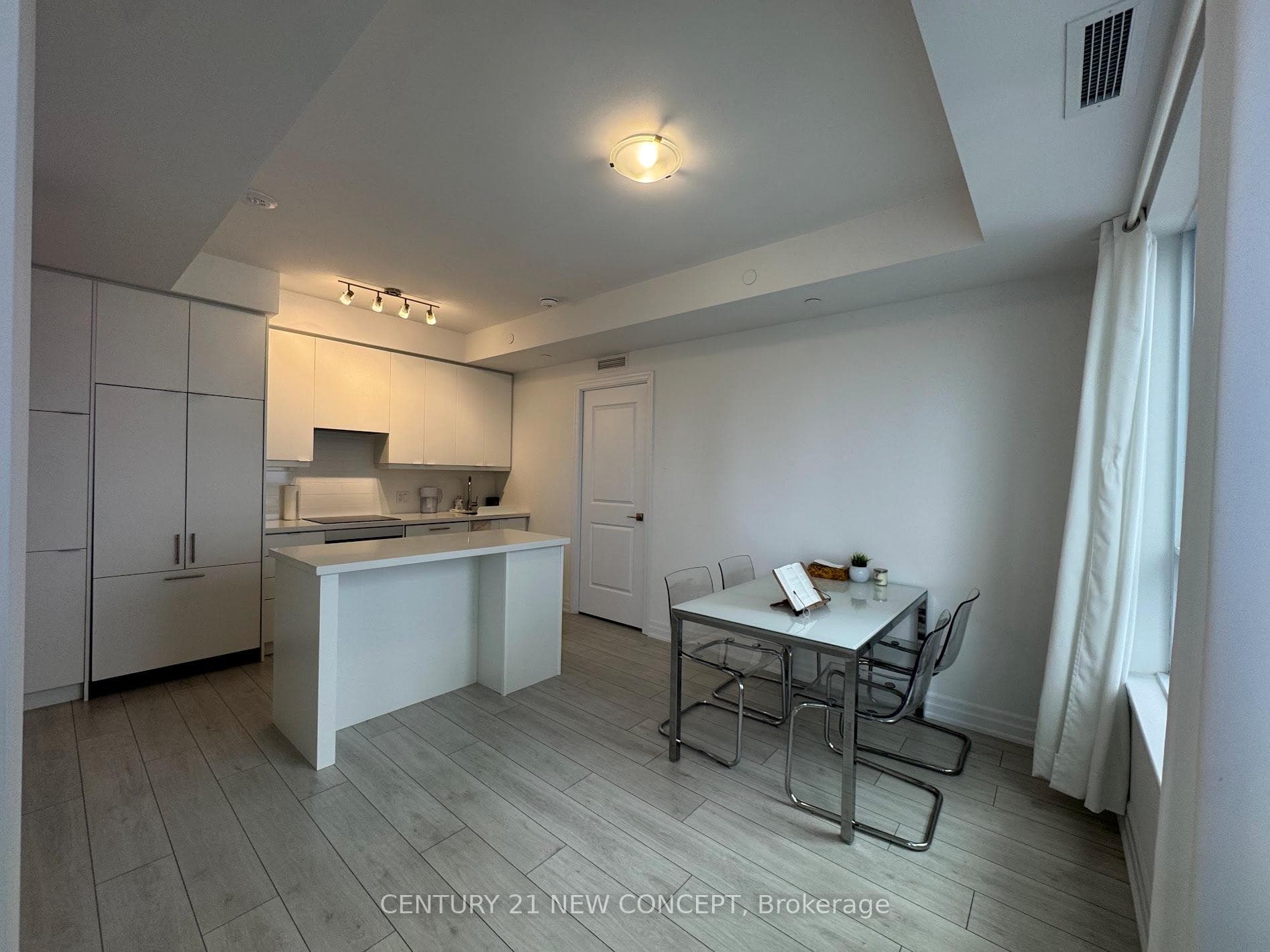 30 Elm Drive Unit 2208 photo 4