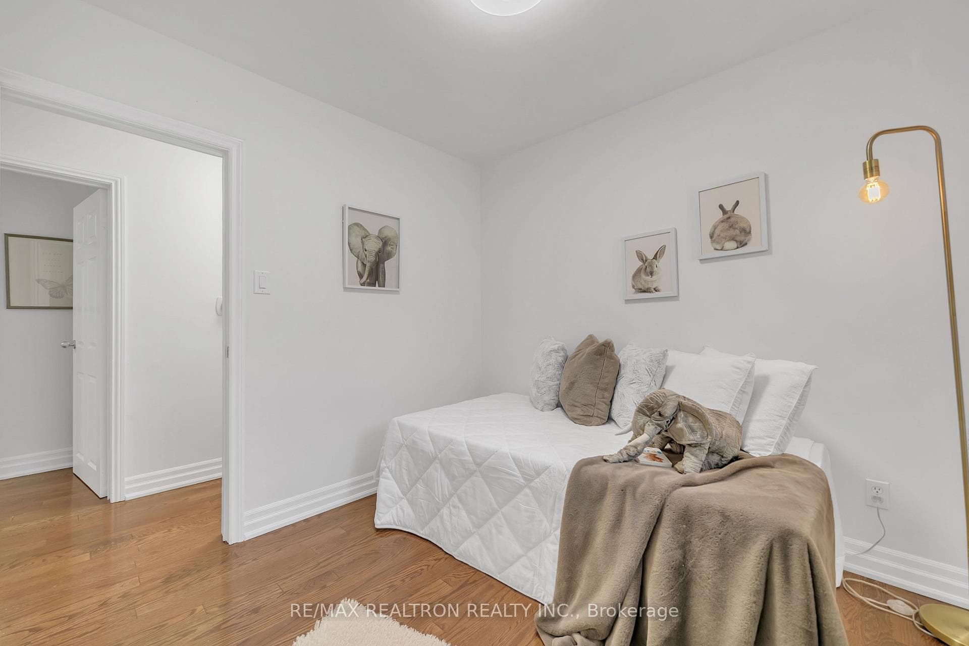145 Willow Lane photo 19