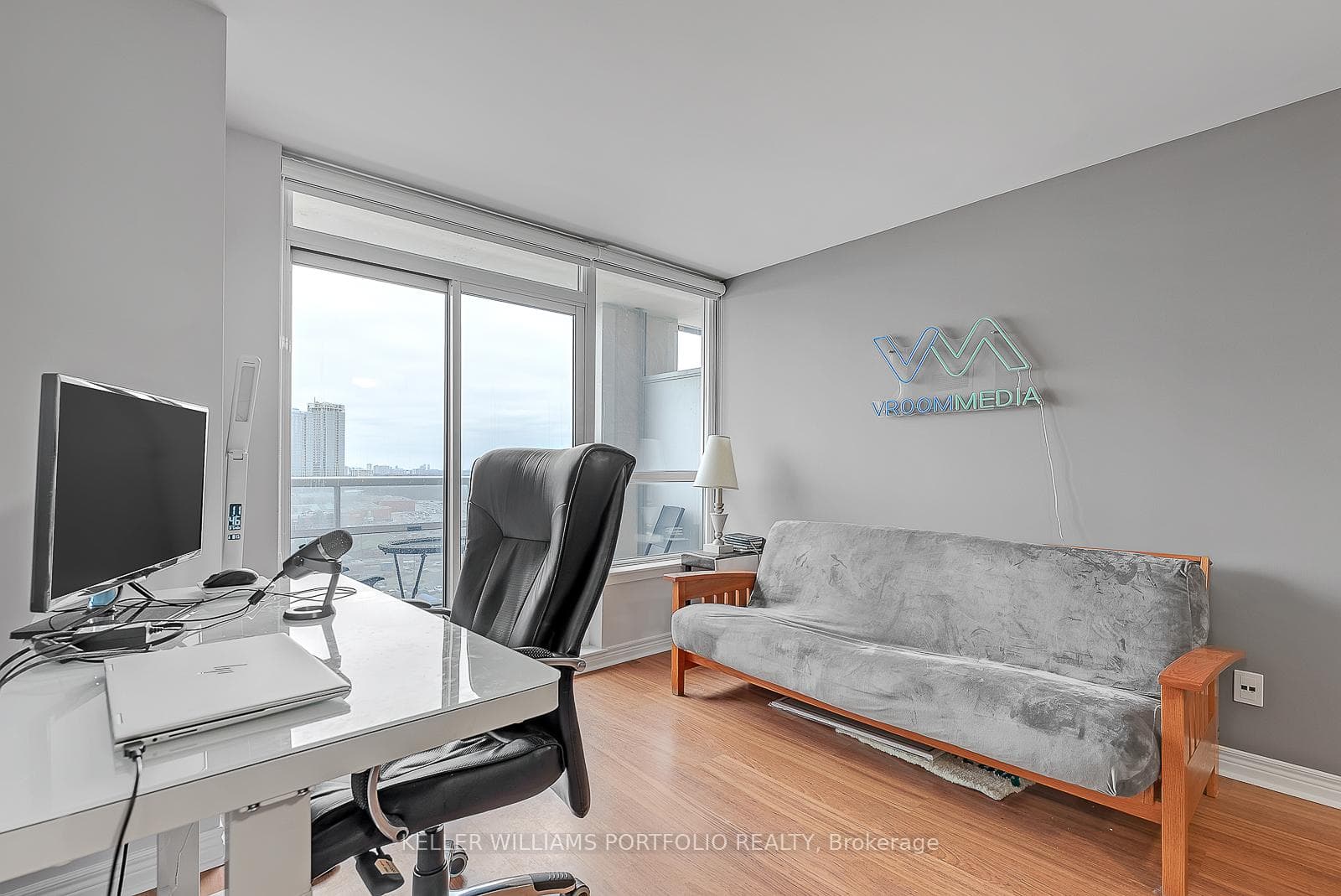 15 North Park Road Unit 1417 photo 14