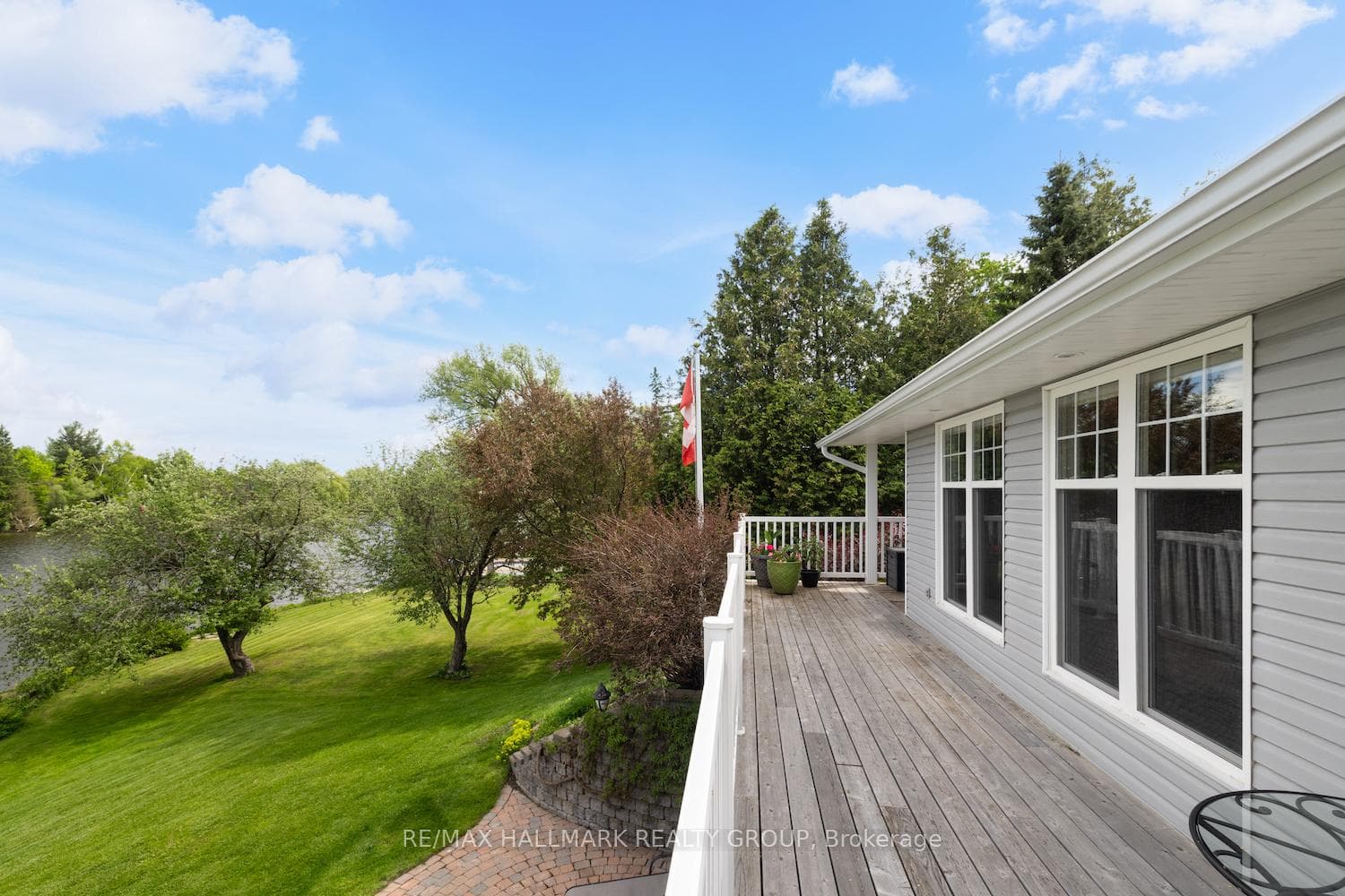 1 Rideau Glen Drive photo 40
