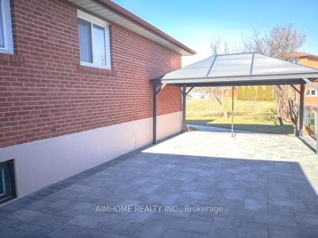 741 Runningbrook Drive Unit Basemen photo 2