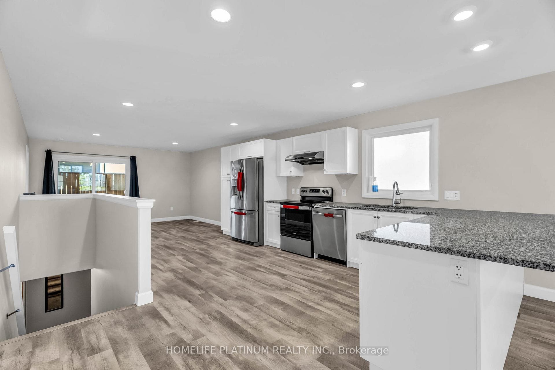 143 Howard Road photo 8