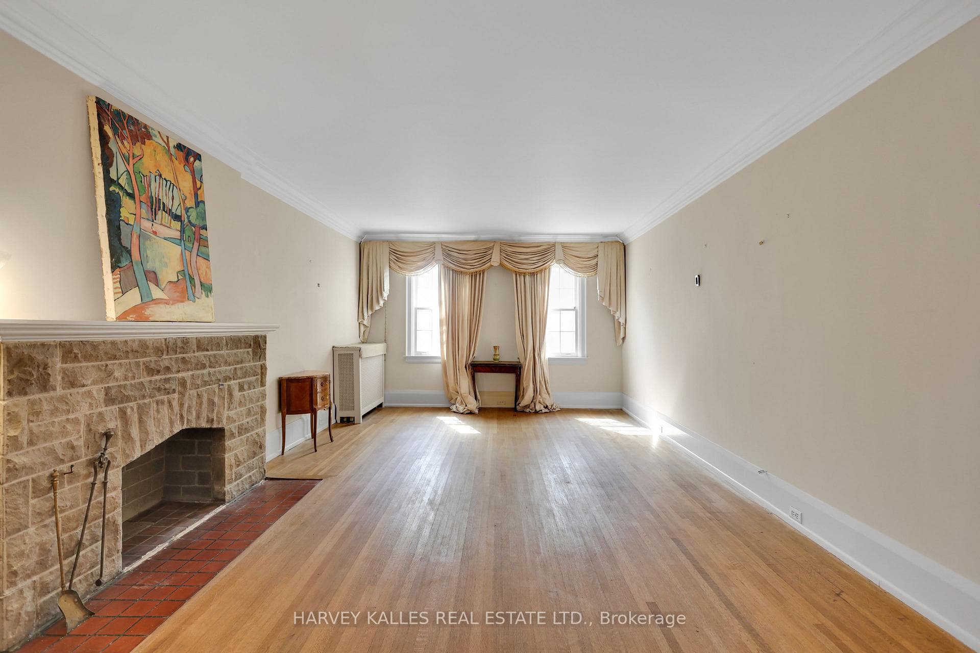 115 Strathallan Boulevard photo 7