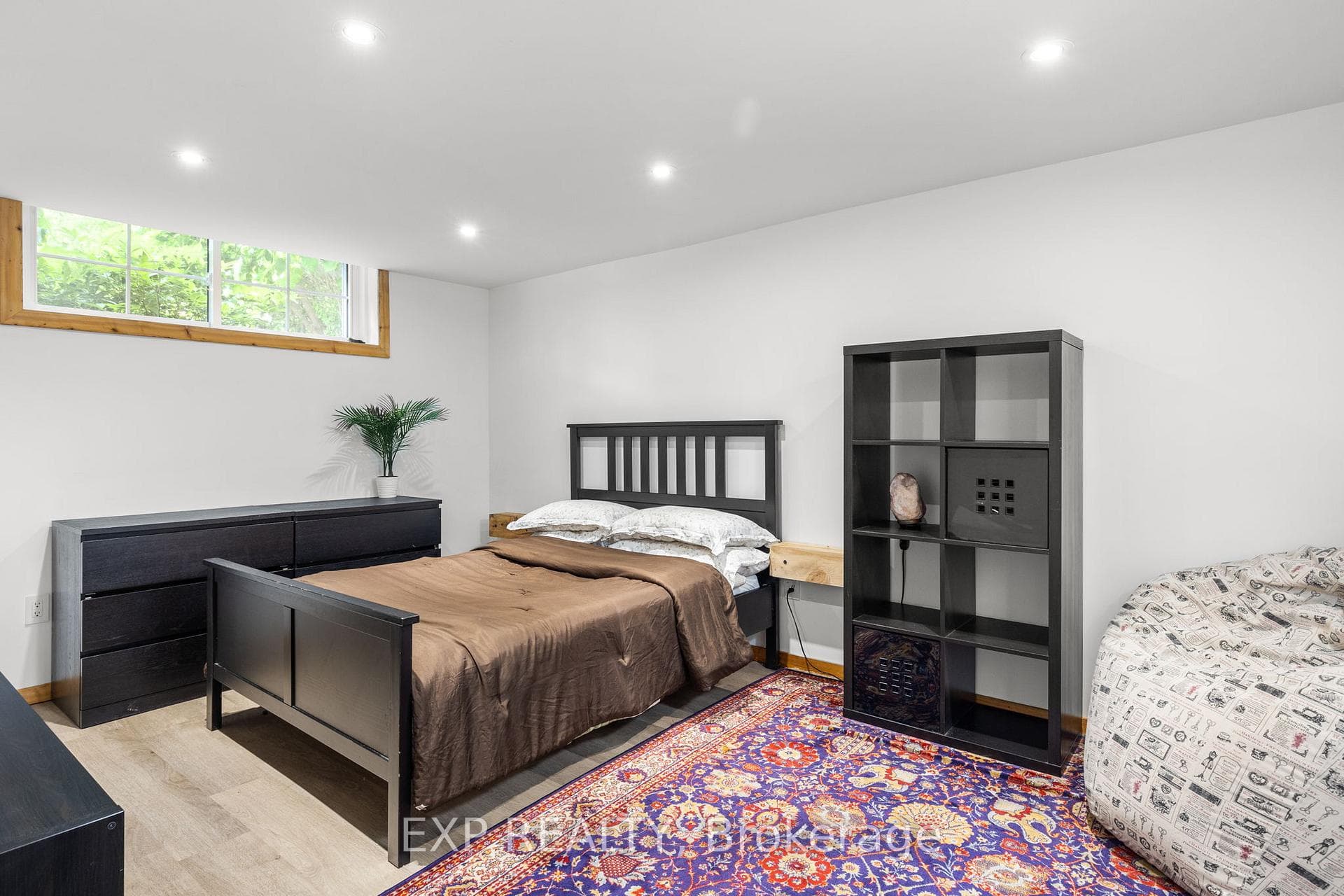 682 Roberts Road photo 25
