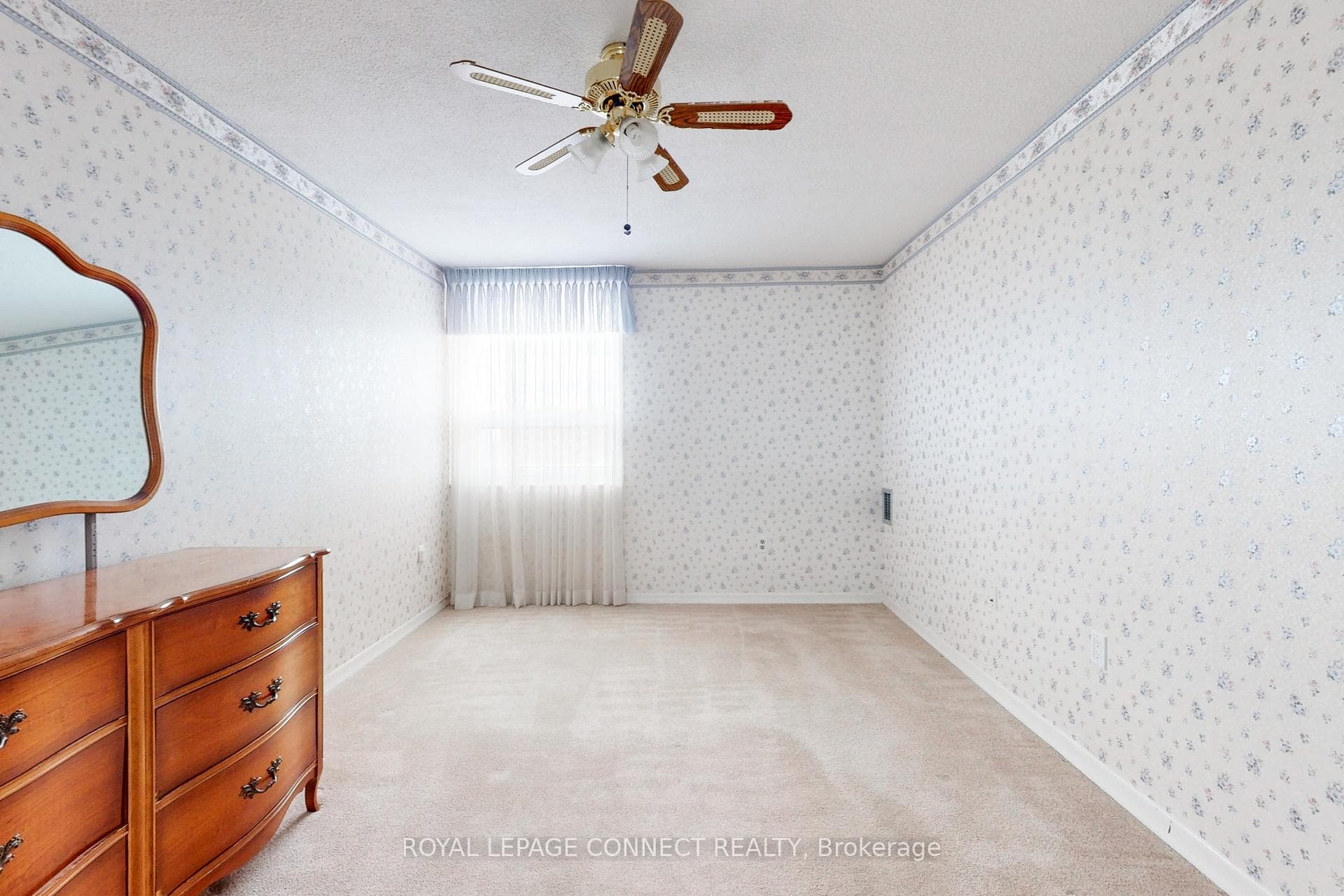 121 Ling Road Unit 1810 photo 13