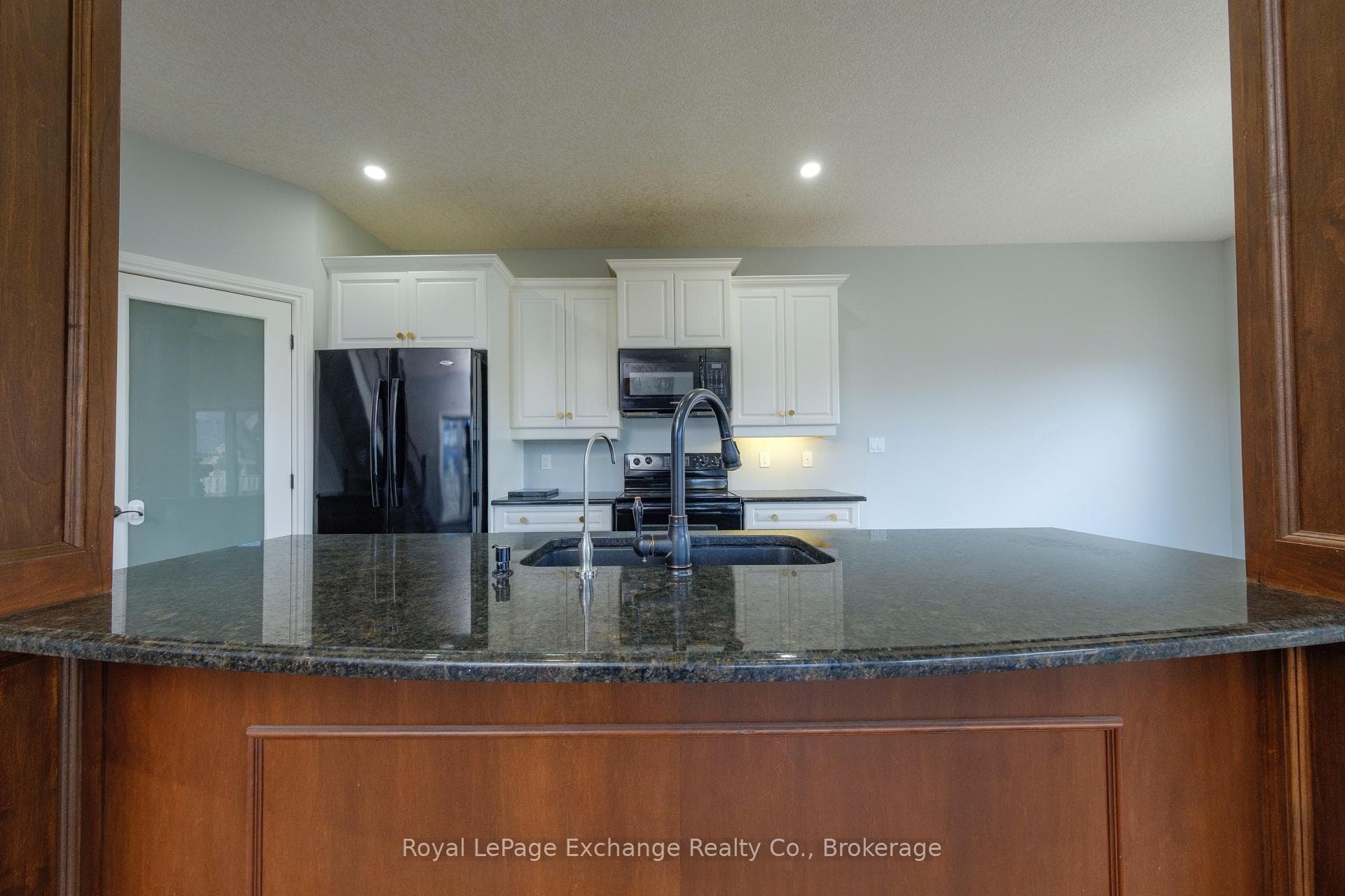310 Wieck Boulevard photo 17