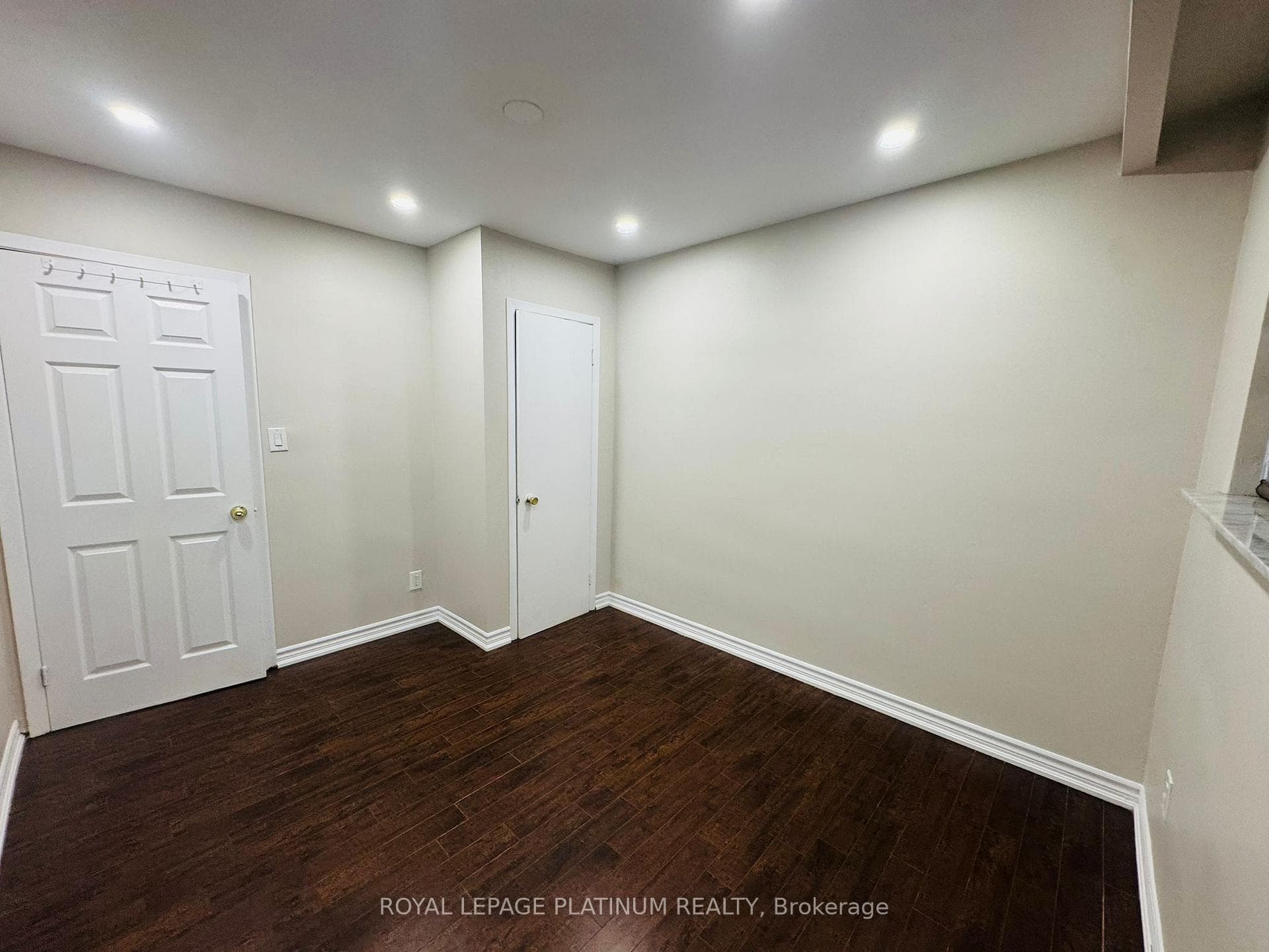 7073 Magic Court photo 7
