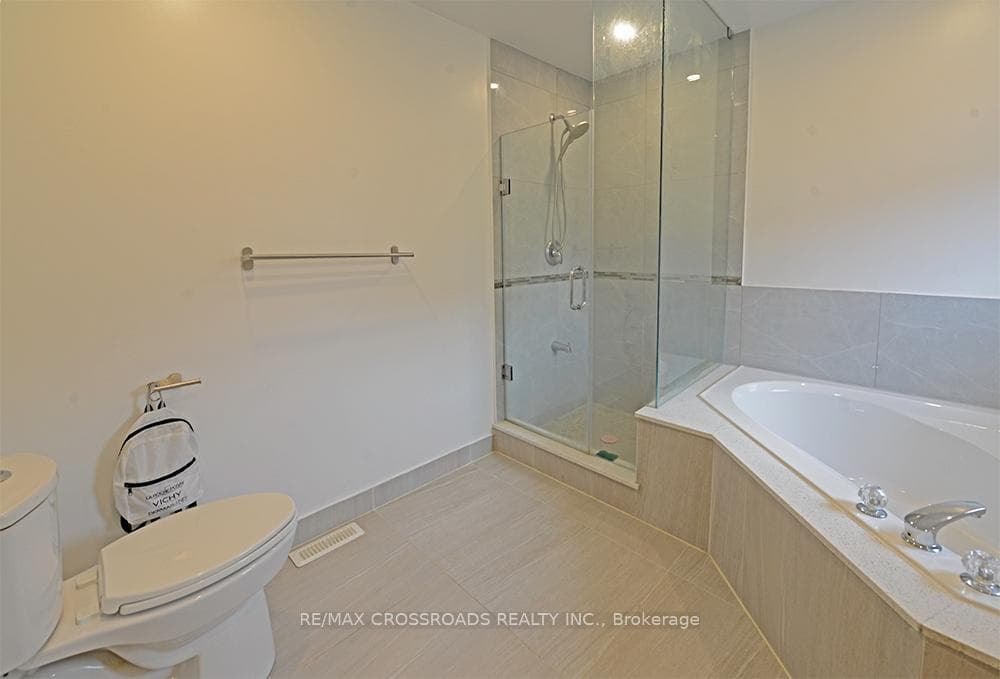 48 Ayhart Street photo 14