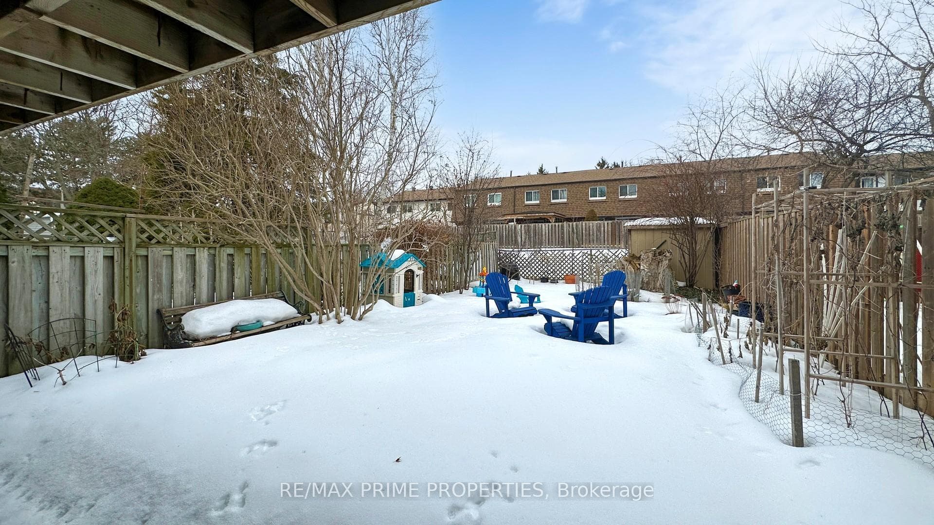 1384 Everton Street photo 36
