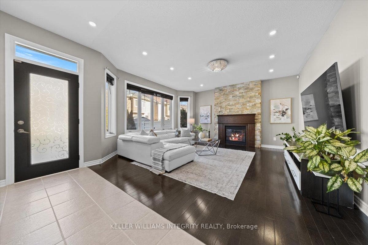 636 Rosehill Avenue photo 11