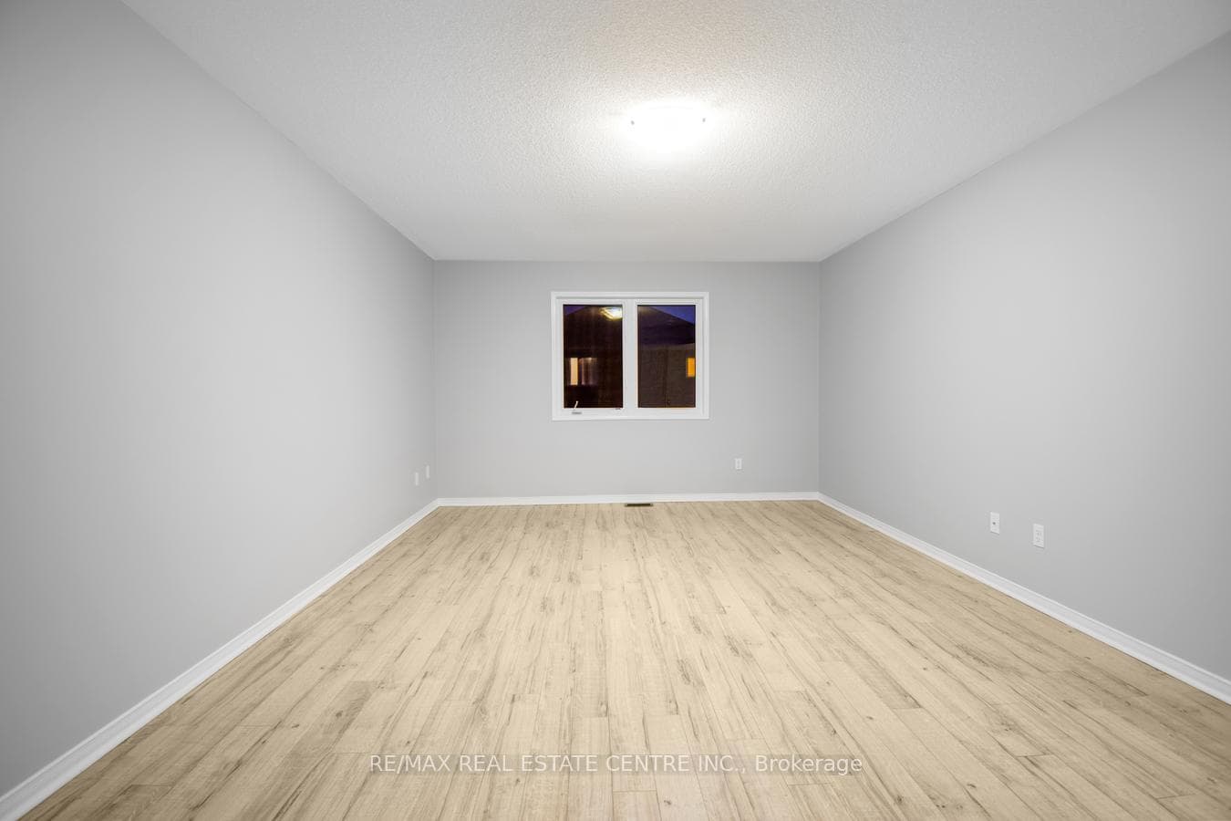 112 Commodore Drive photo 36