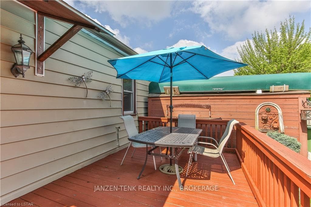 83 REDAN Street photo 23
