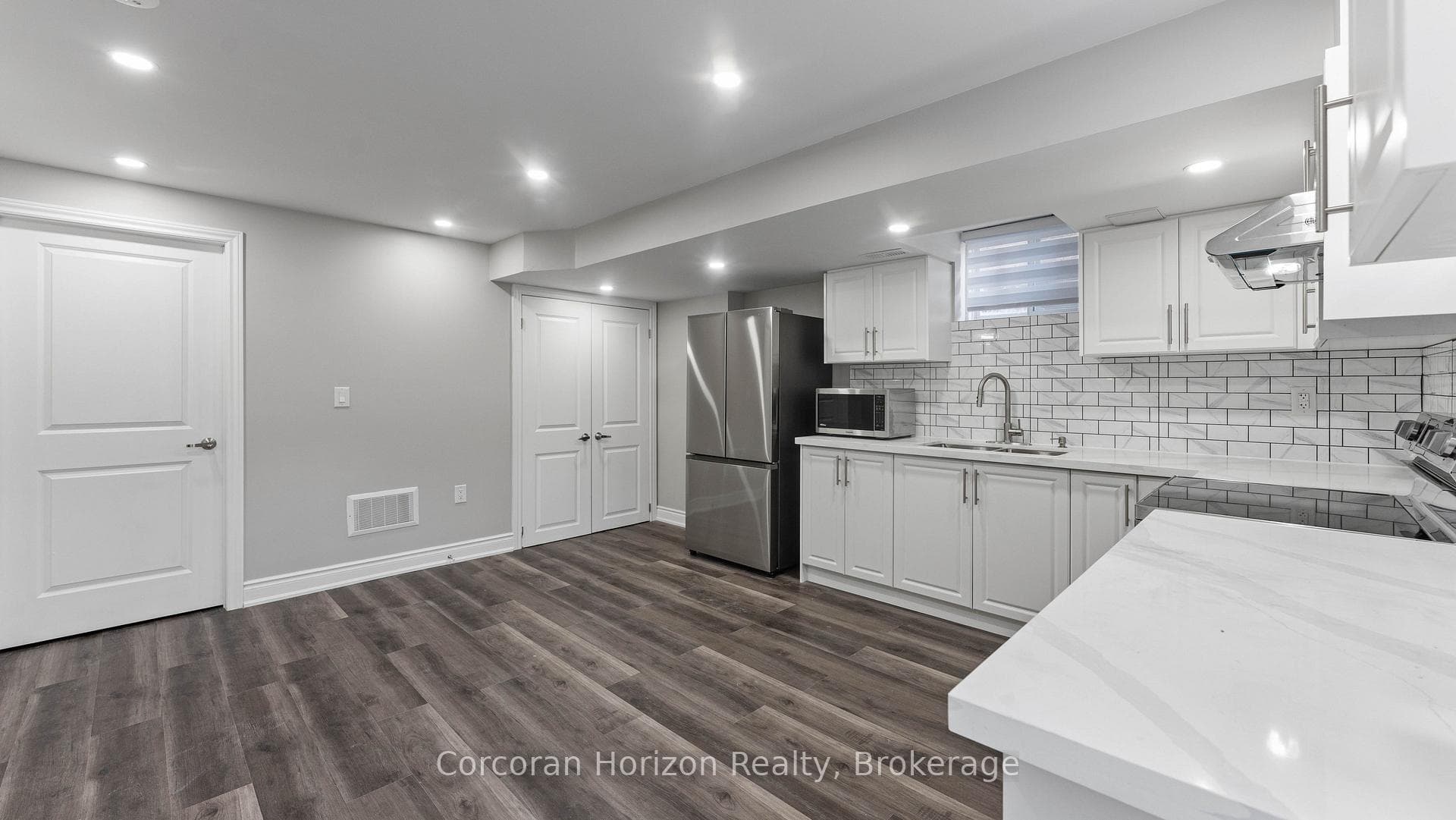 9 Price Street Unit Lower photo 10