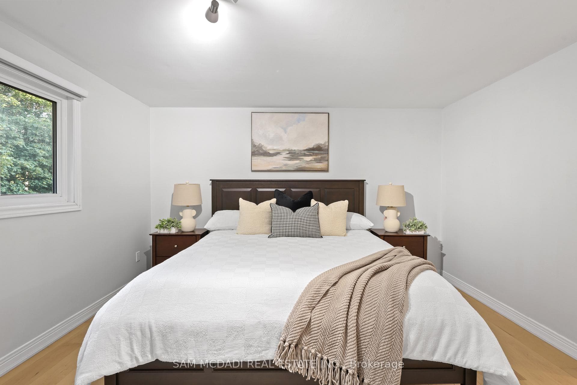 38 Kenninghall Boulevard photo 24