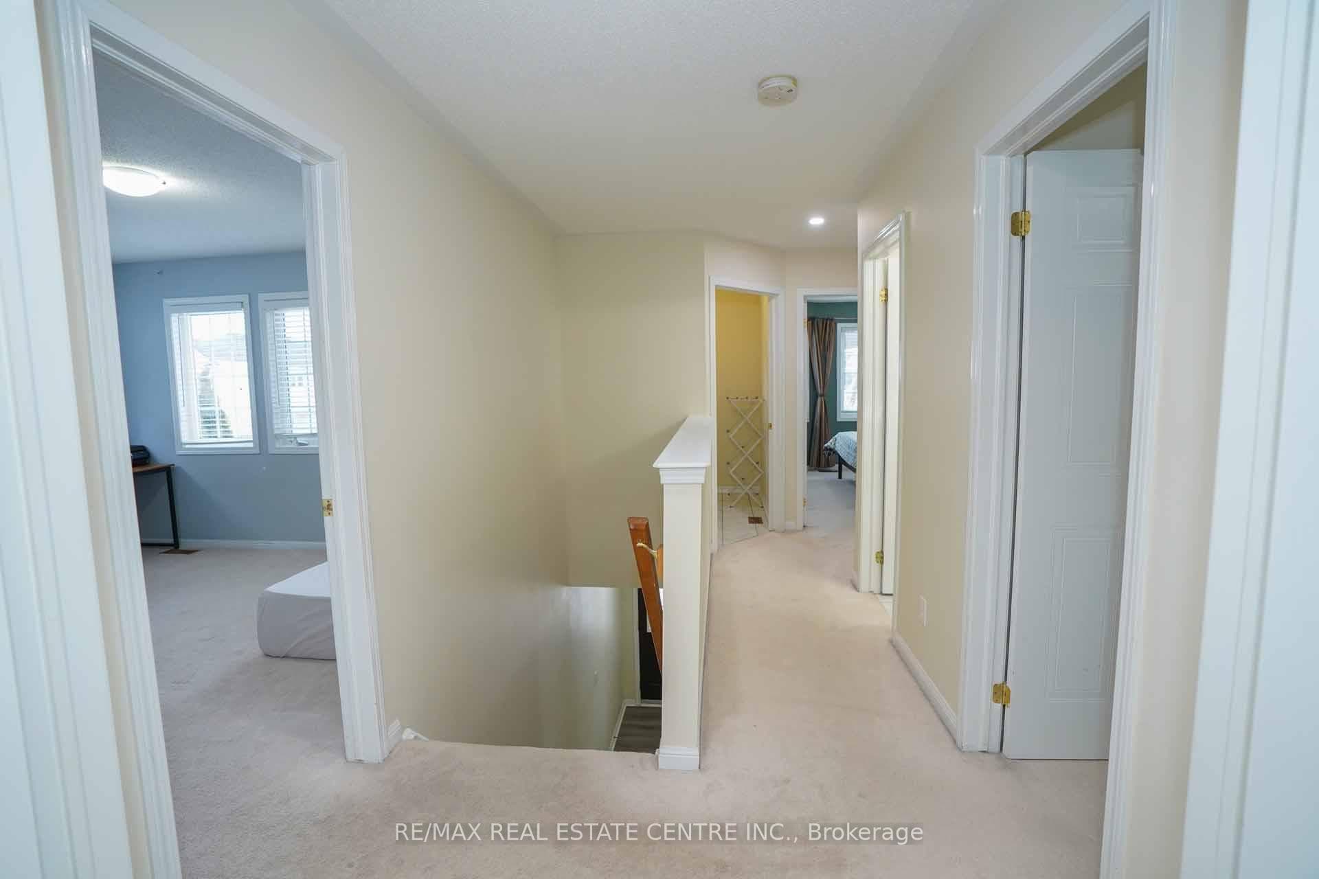 92 Zieman Crescent photo 31