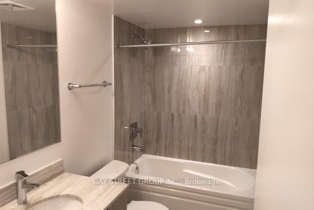 955 Bay Street Unit 2817 photo 6
