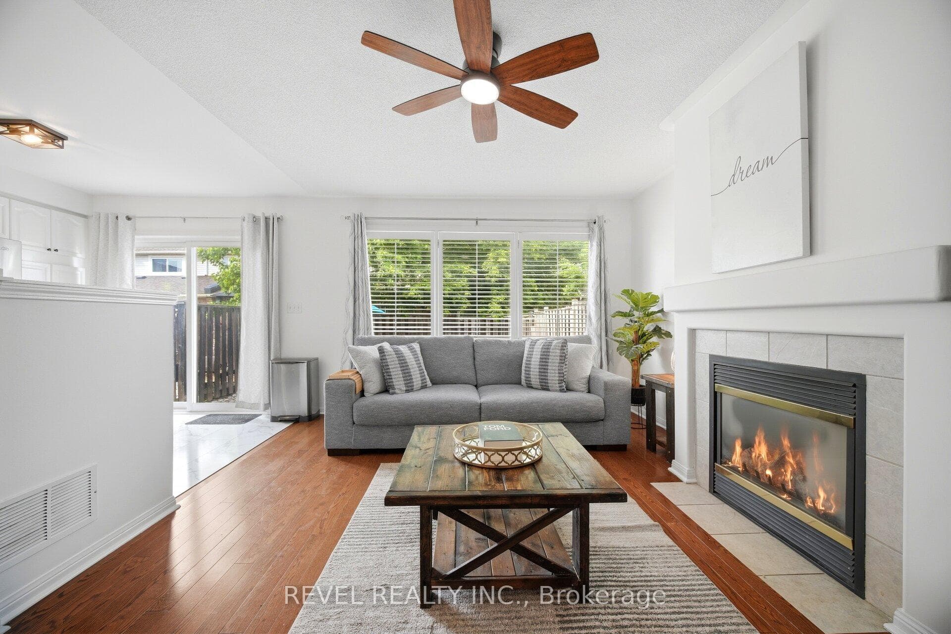 629 Porter Way photo 9