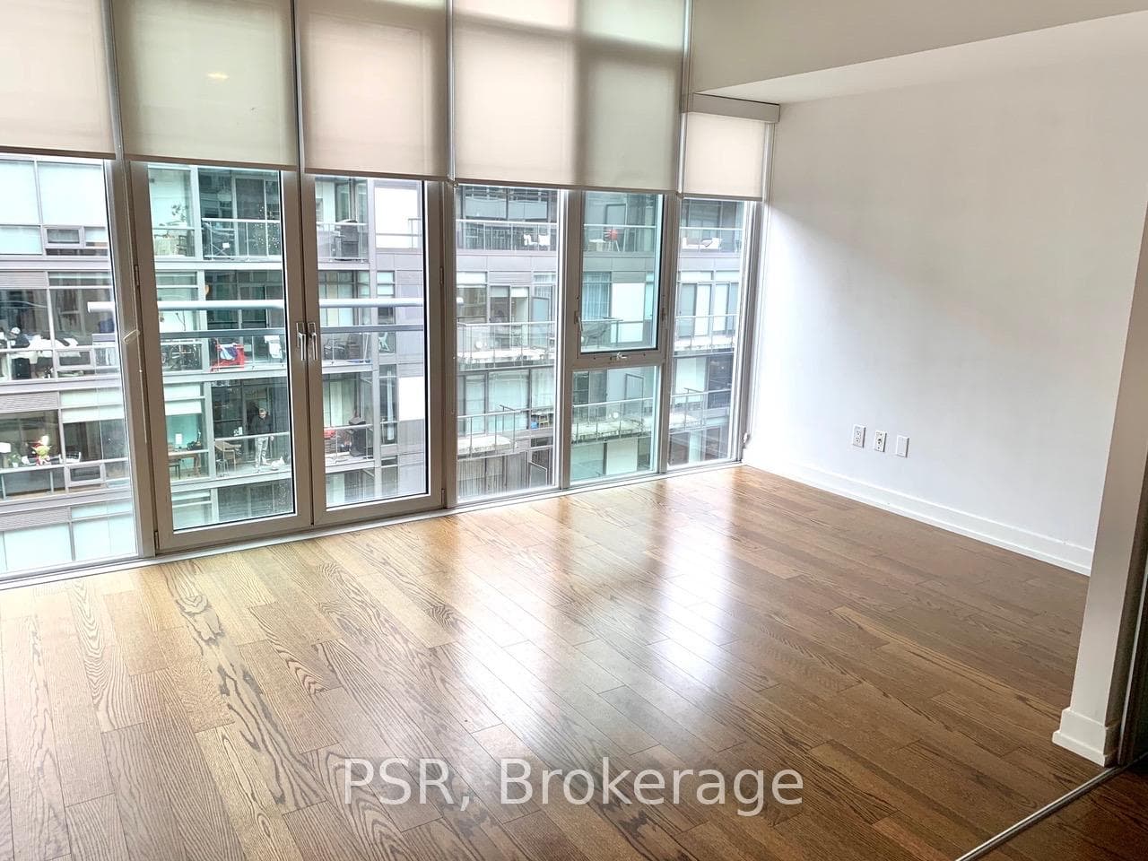 20 Stewart Street Unit 603 photo 4