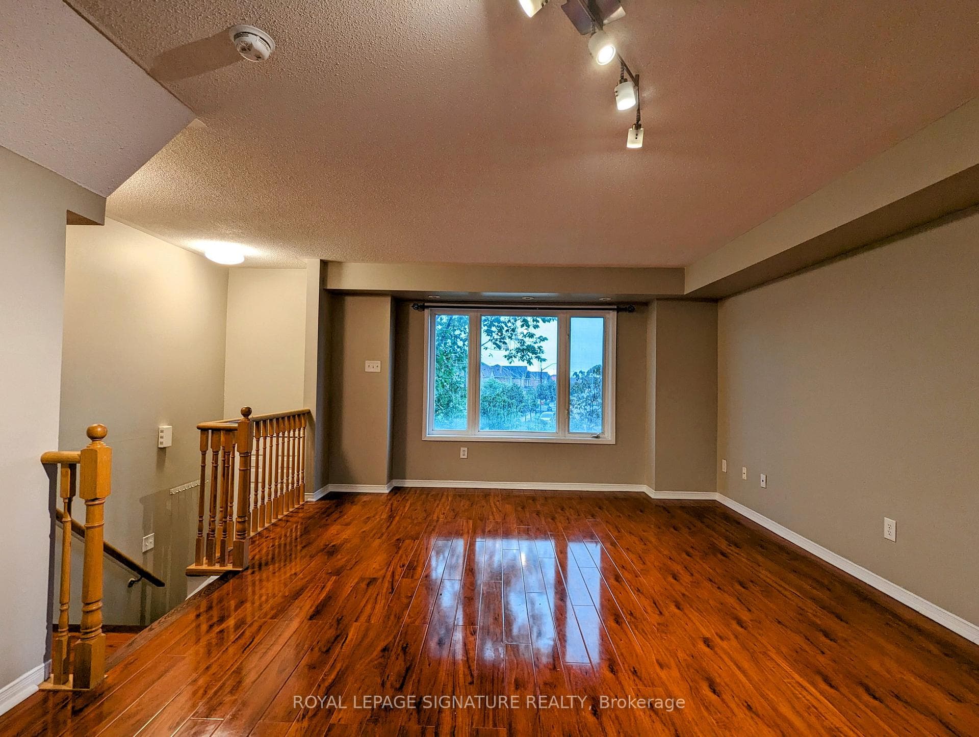 4861 Halfmoon Grove Unit 19 photo 11