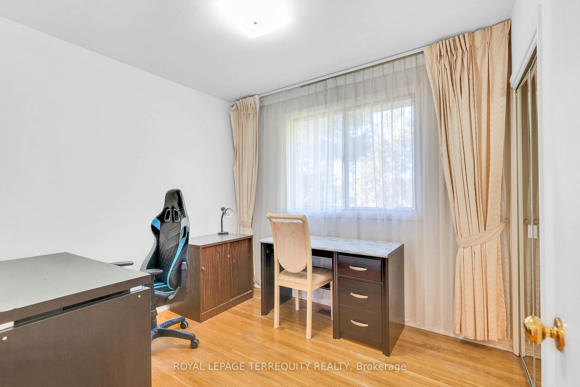 106 Grandravine Drive photo 20