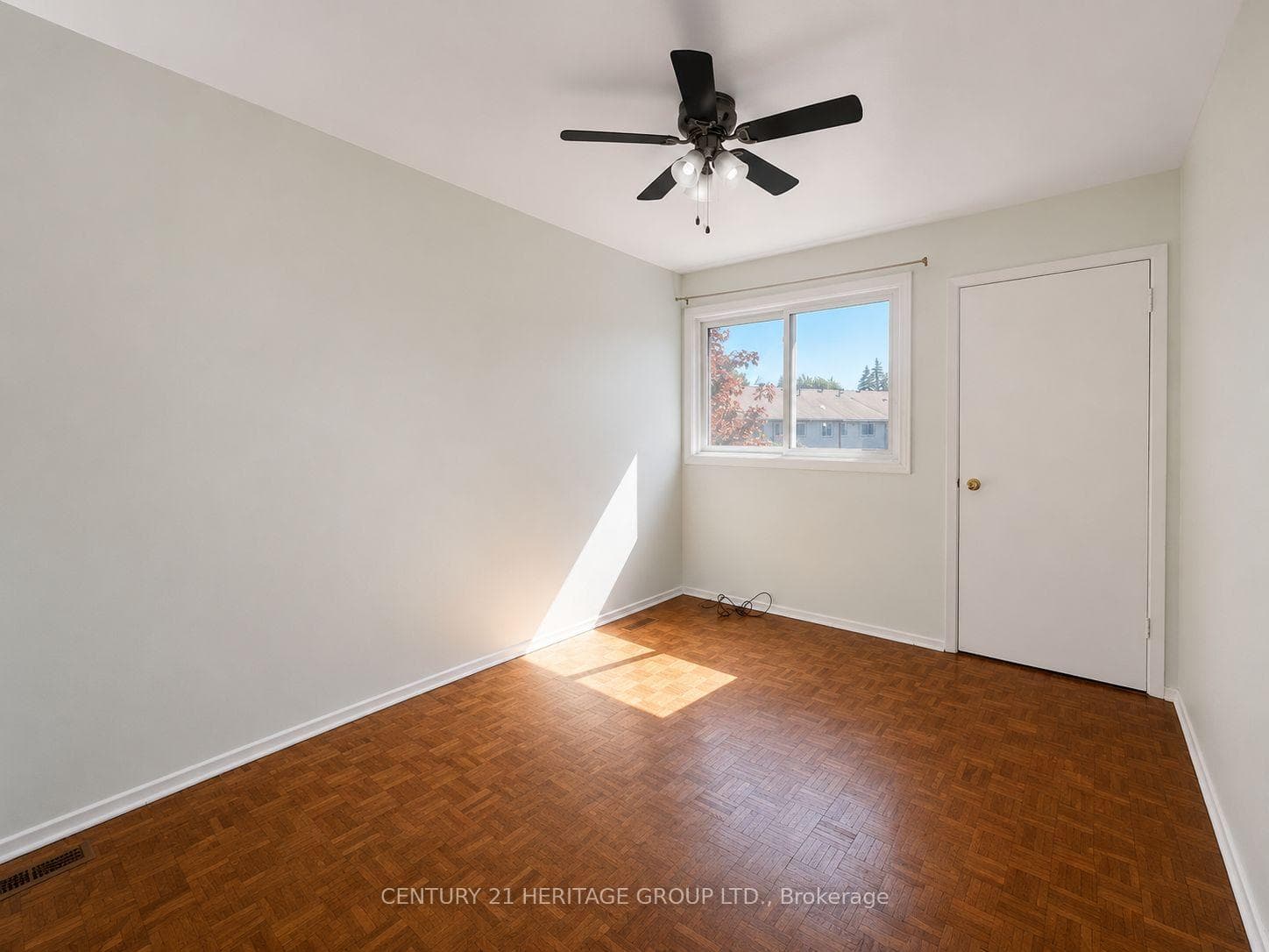 441 Barrie Road Unit 7 photo 16