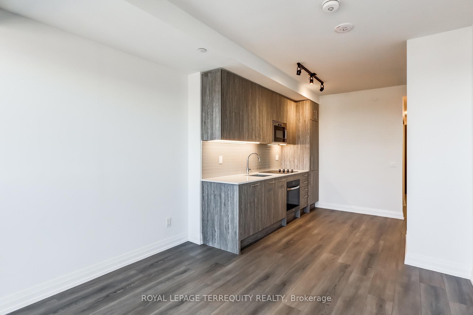 286 Main Street Unit 2606 photo 17