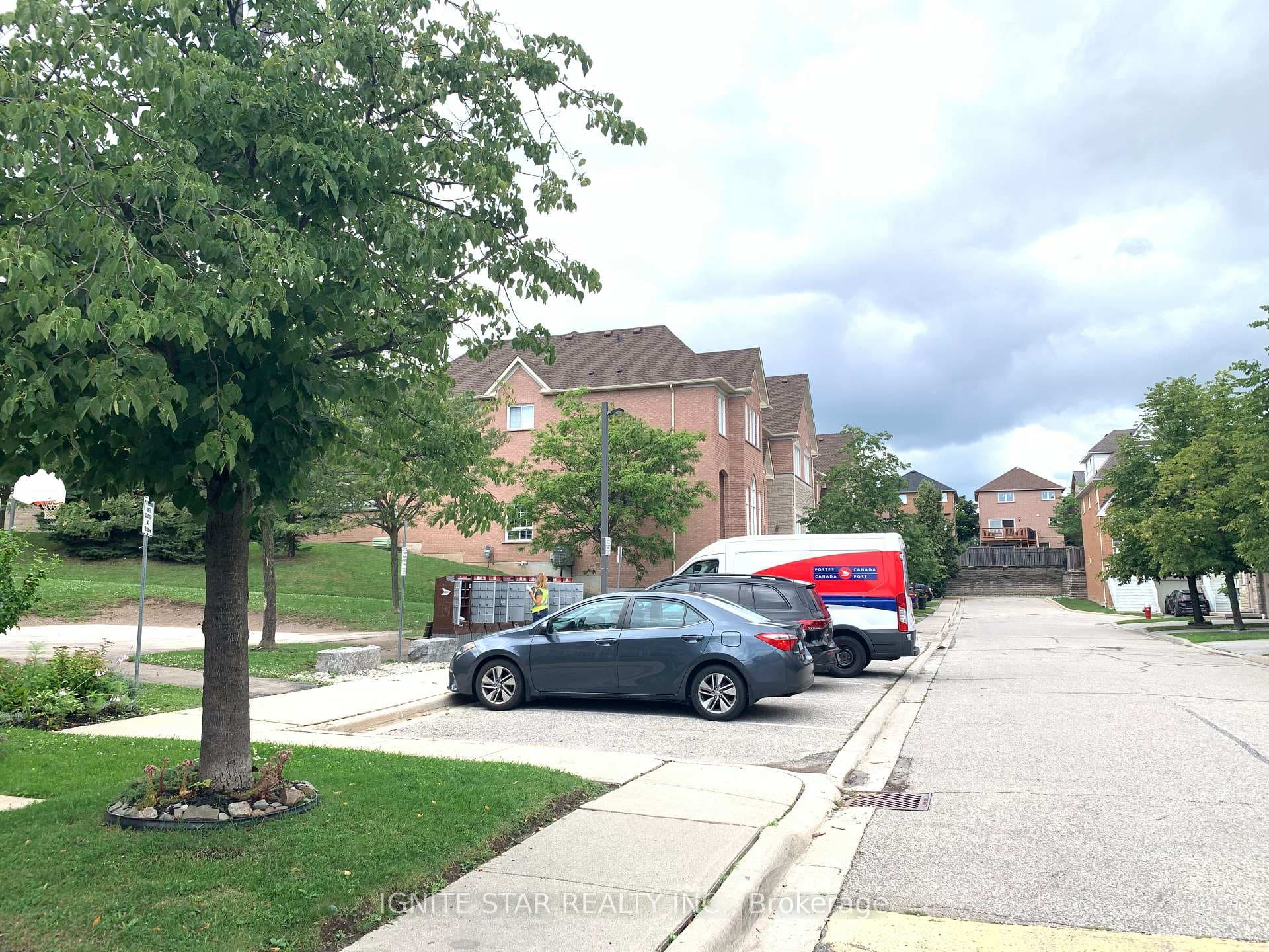 5260 Mcfarren Boulevard Unit 102 photo 3