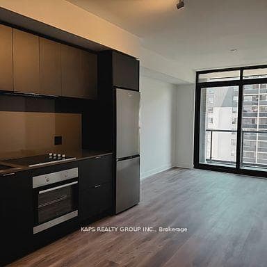 86 Dundas Street Unit 611 photo 6