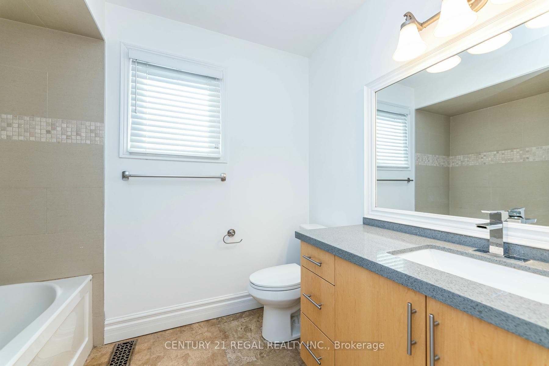 88 Overbank Drive photo 18