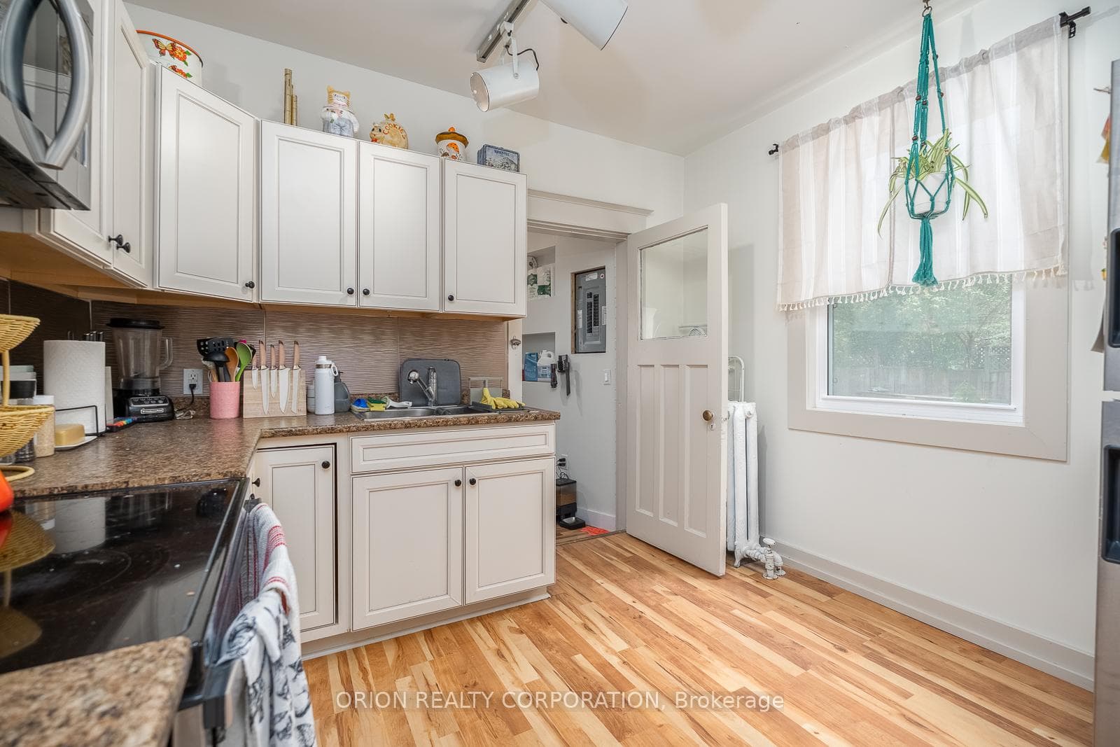 185 Glenholme Avenue photo 35