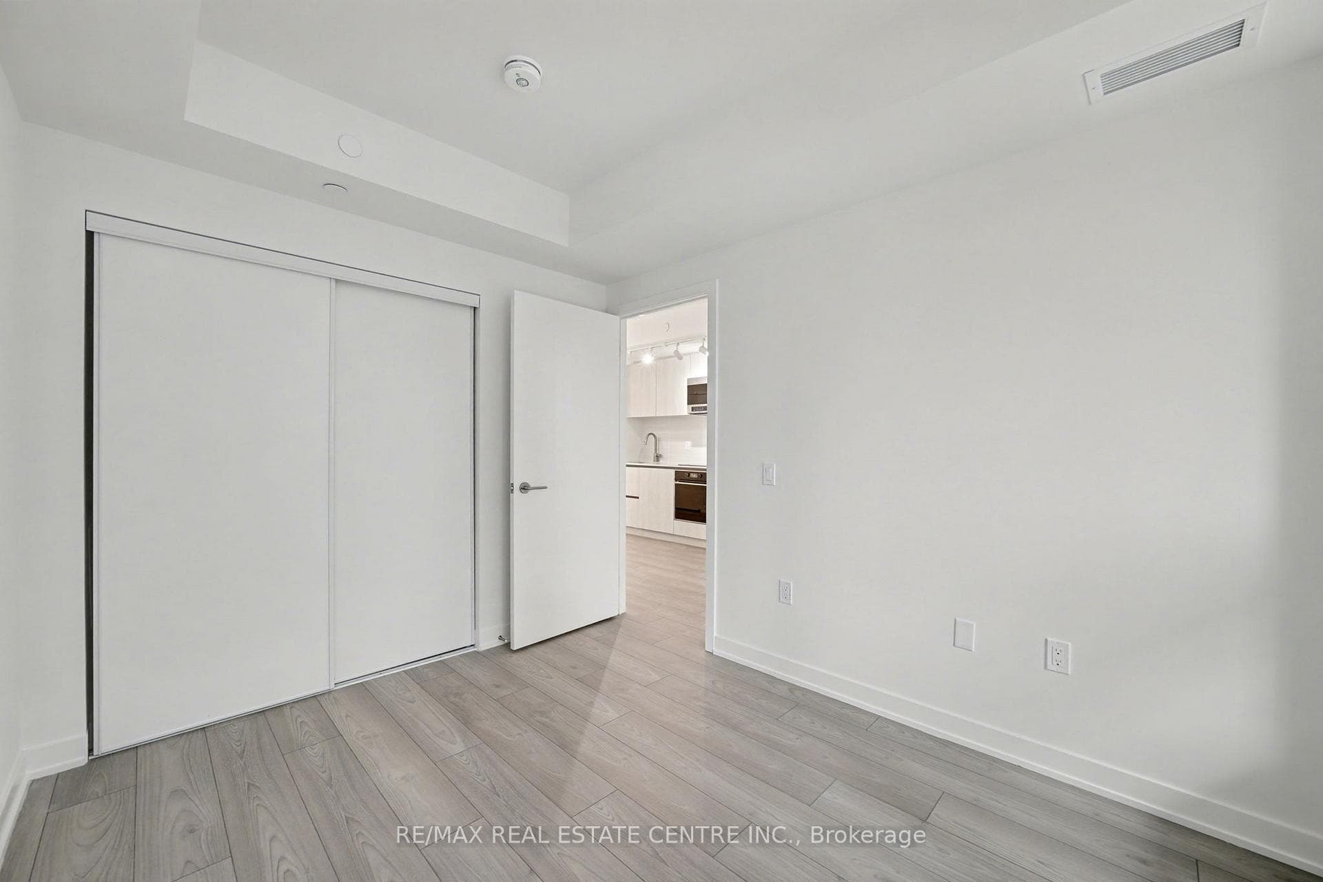 120 Broadway Avenue Unit 1109 photo 21