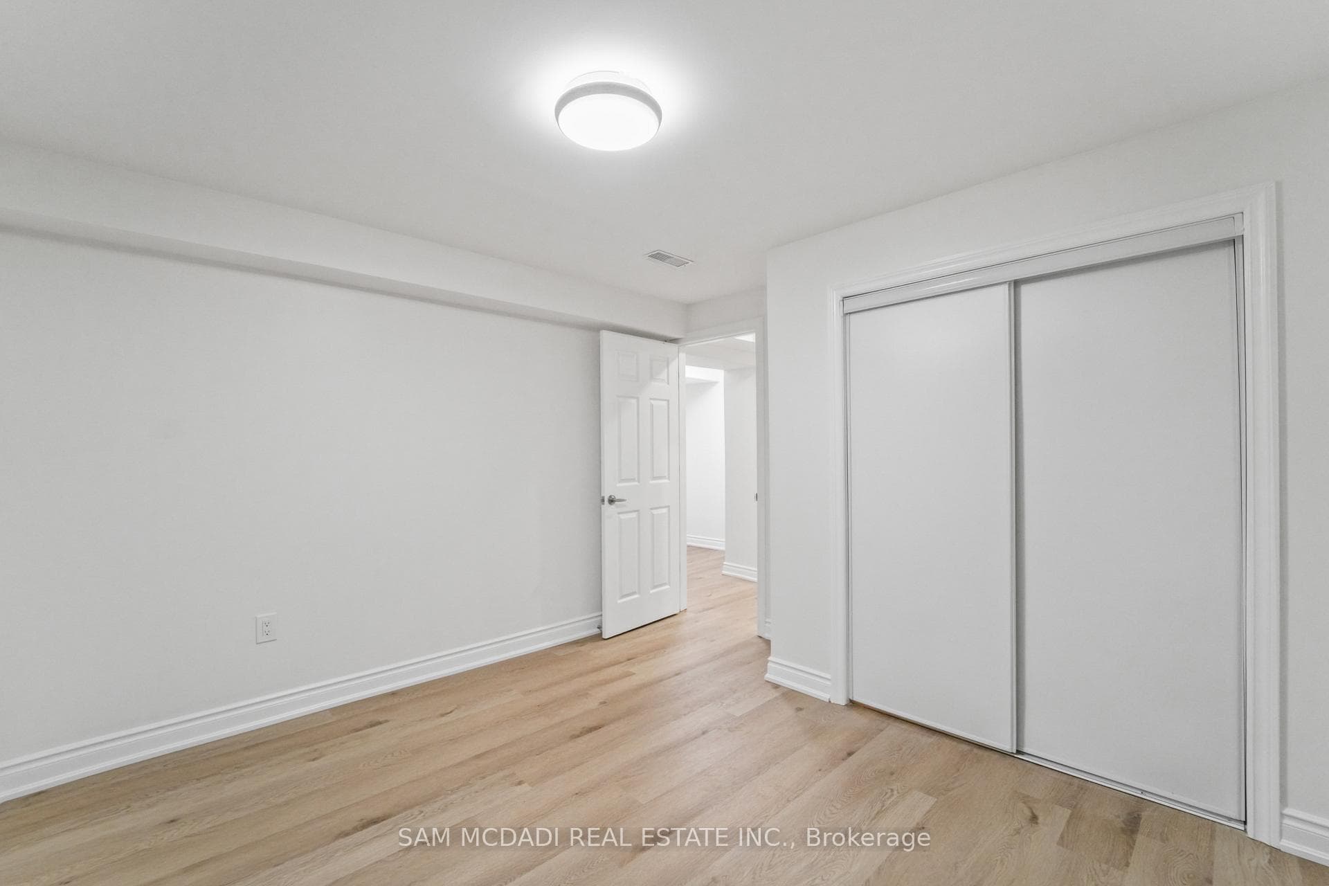 1821 Christopher Road photo 13