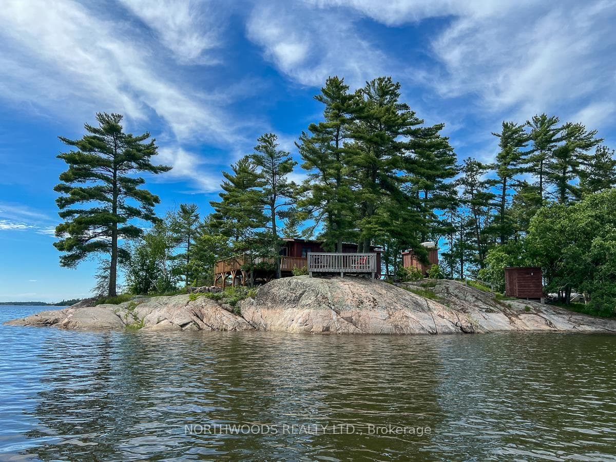 Island G2261 photo 10