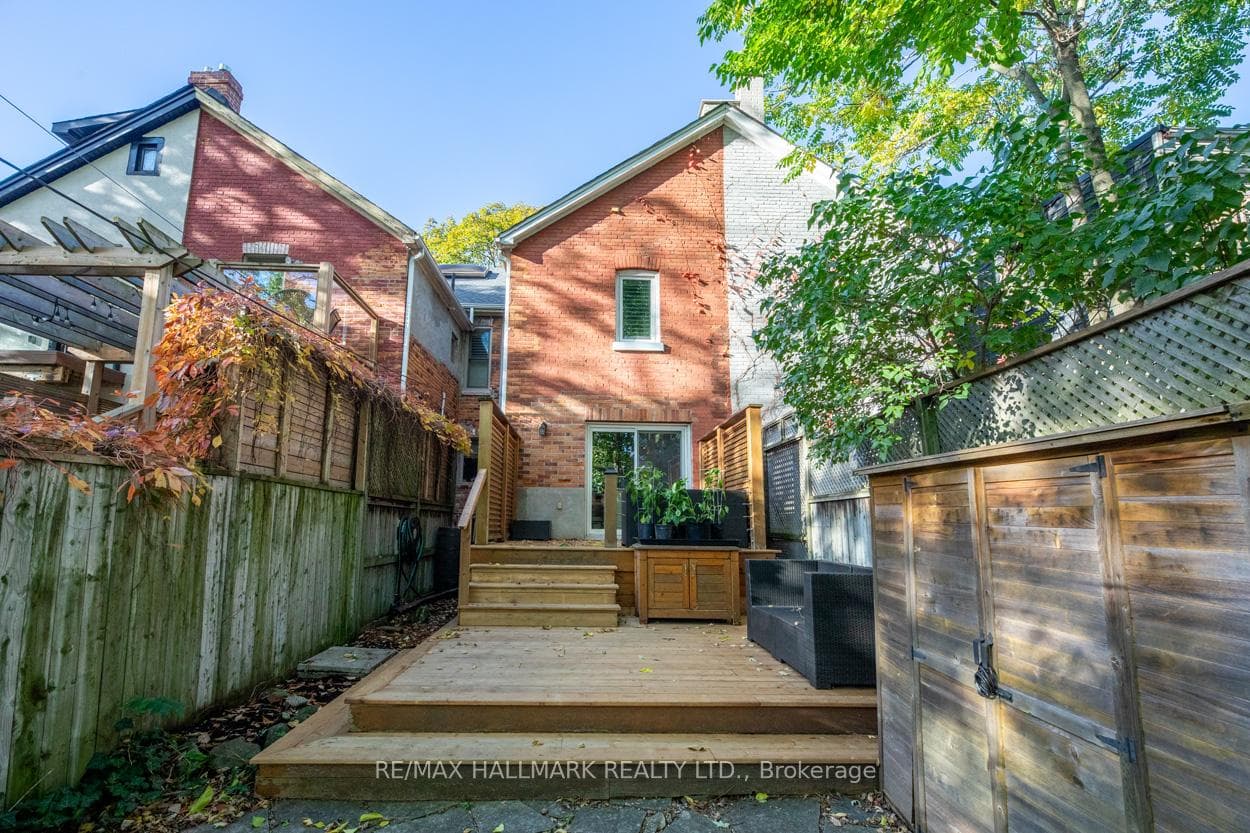 239 Bain Avenue photo 37