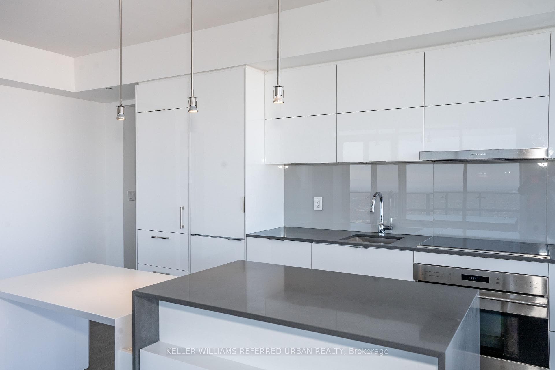 1 Bloor Street Unit 7001 photo 14