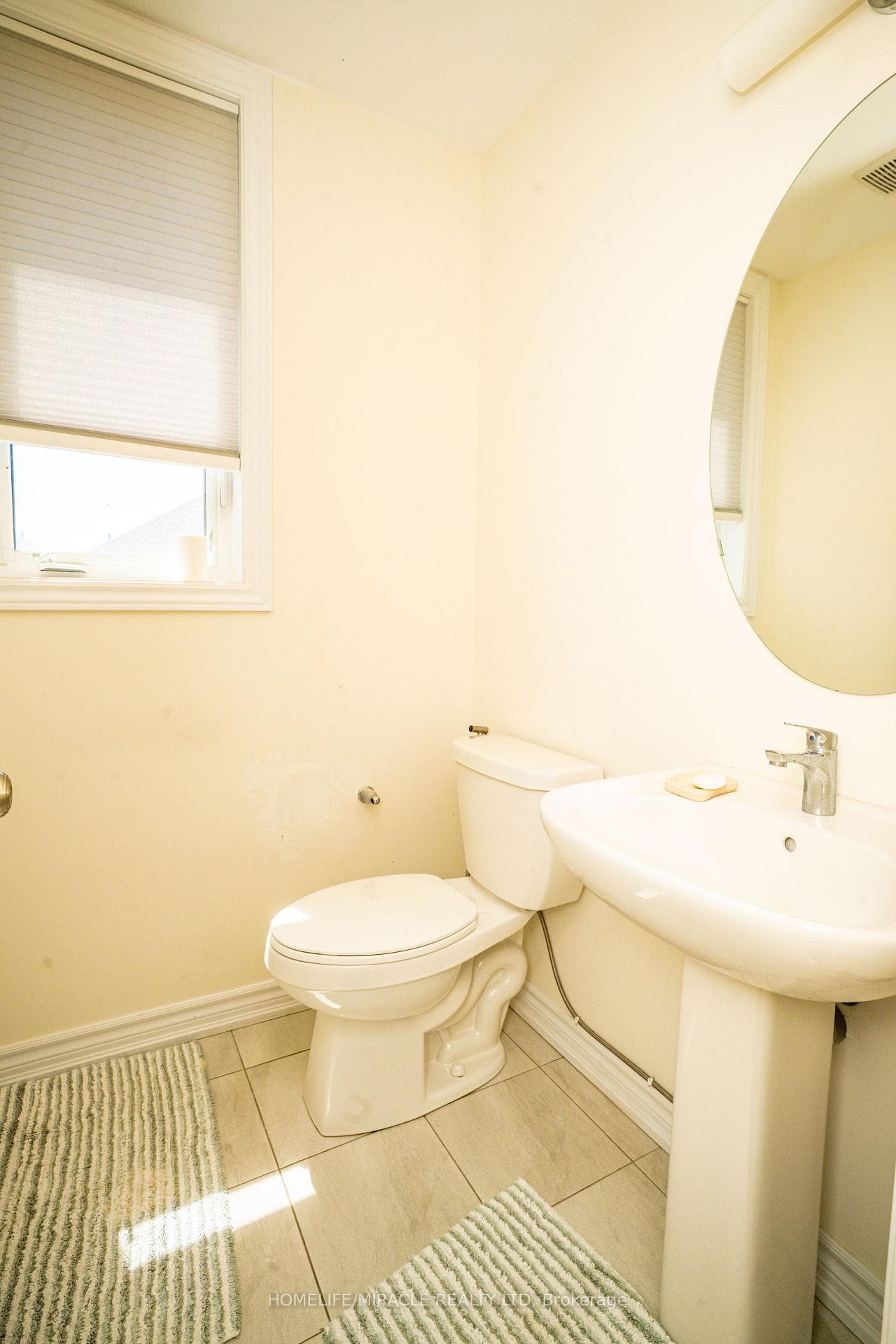 52 Douet Lane photo 13